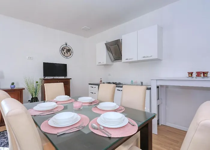 Lavanda With Jacuzzi Tatil Evi *