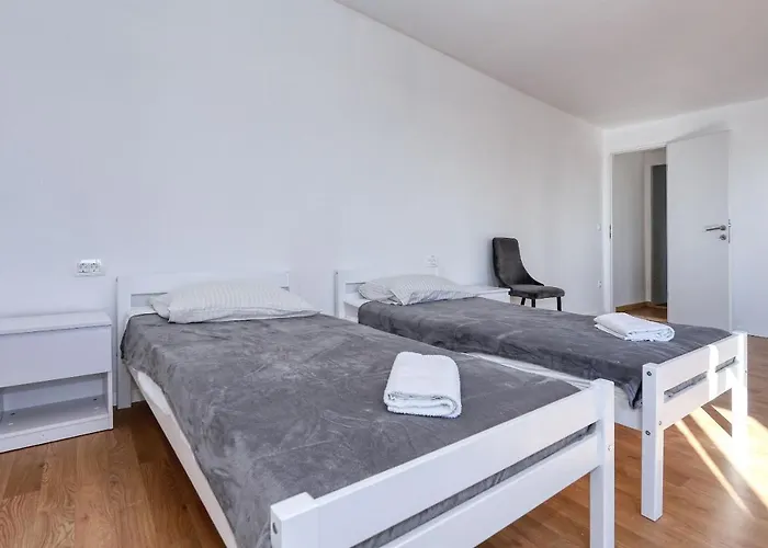 Prázdninový dům Lavanda With Jacuzzi Privlaka (Zadar)