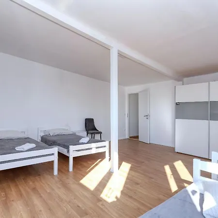 Lavanda With Jacuzzi Ferienhaus Privlaka (Zadar)