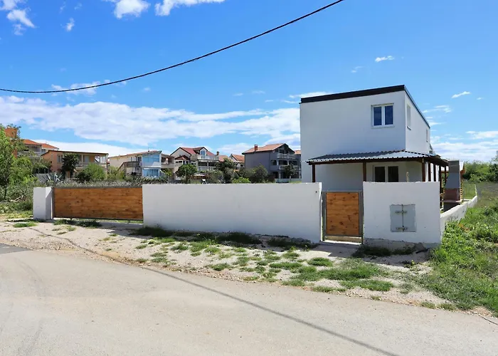 Lavanda With Jacuzzi * Privlaka (Zadar)